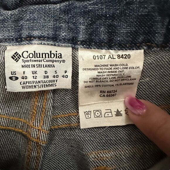 Columbia ~ Denim Capris ~ wide cuff ~ size 8 - Picture 9 of 10
